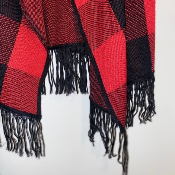 New Directions Weekend size medium ladies buffalo plaid long vest - Picture 3 of 6